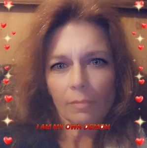 Meet your Posher, Carrie